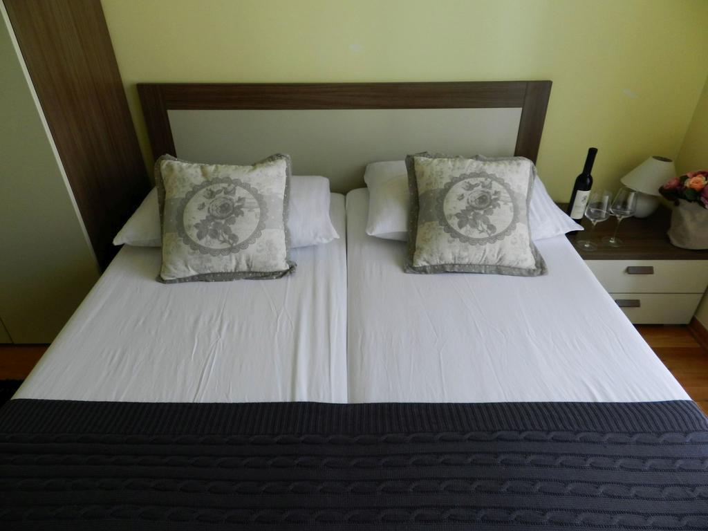 Smaragdna Villa Yourcroatiaholiday Premantura Bagian luar foto